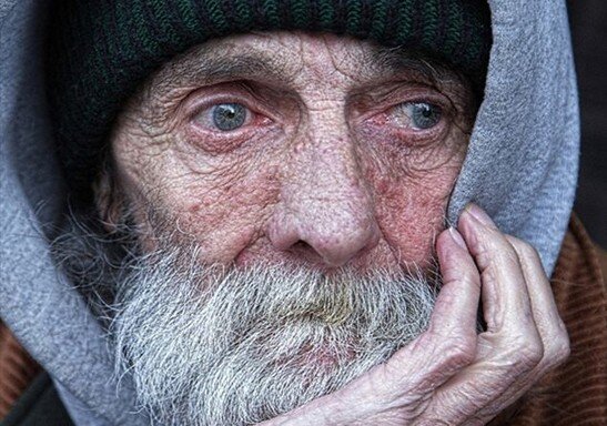 povert�